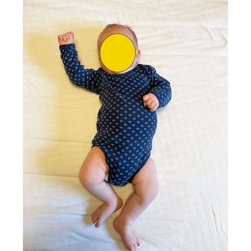 Holly's langærmet marineblå baby body str. 68