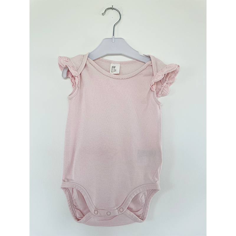 H&M kortærmet lyserød body 80