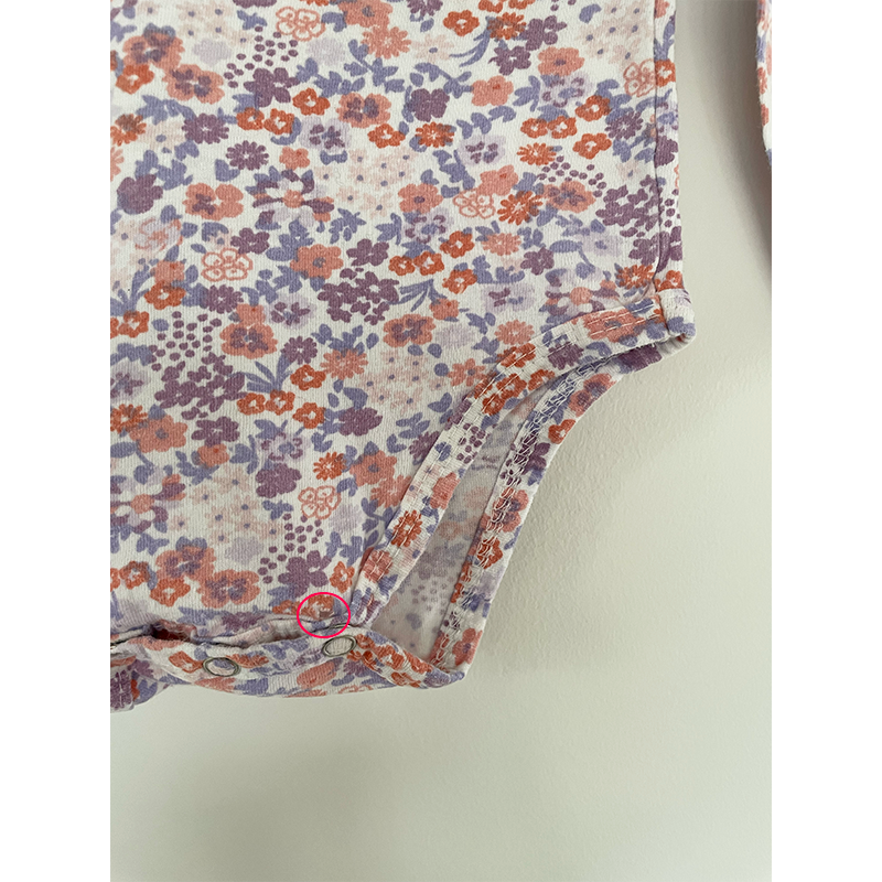 Blomstret langærmet body lilla pasteller 74 / 80
