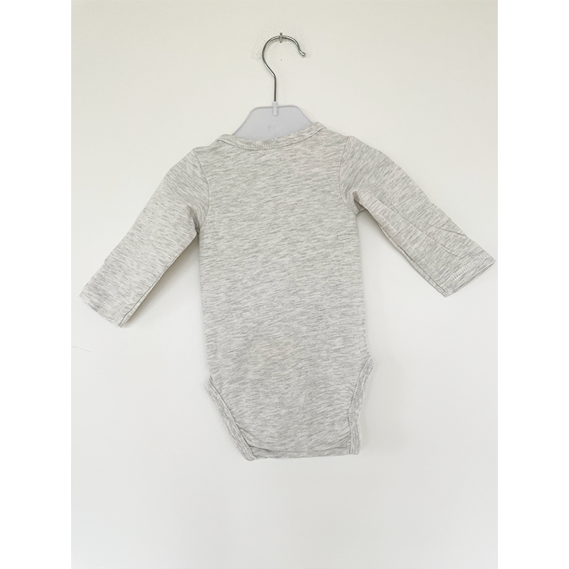 H&M langærmet body med julepingvin str. 62
