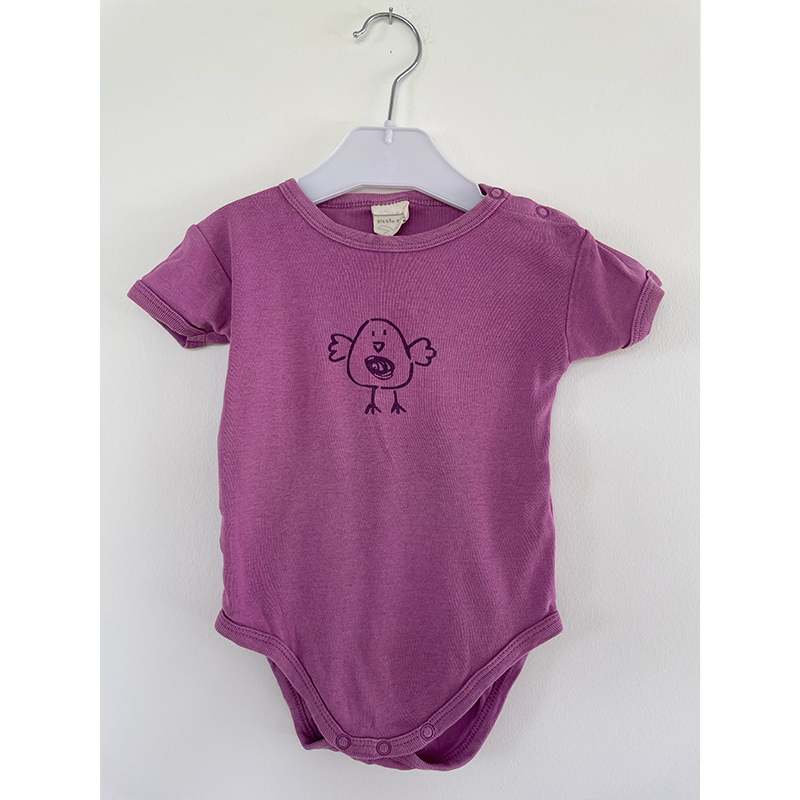 Little One kortærmet lilla body 80