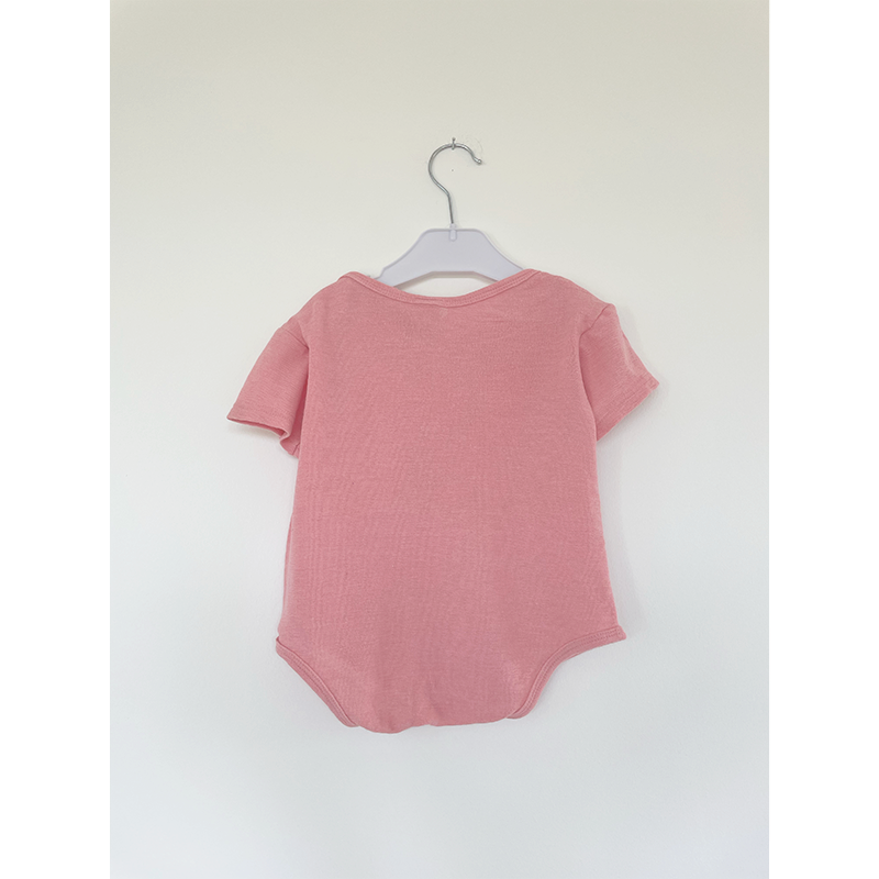 Living Crafts kortærmet lyserød body 98 / 104
