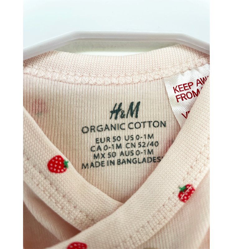 H&M kortærmet body jordbær 50